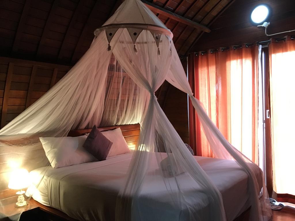 Bamboo Bungalow Jungle View Batununggul Εξωτερικό φωτογραφία