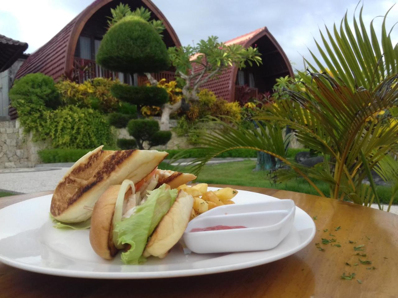 Bamboo Bungalow Jungle View Batununggul Εξωτερικό φωτογραφία